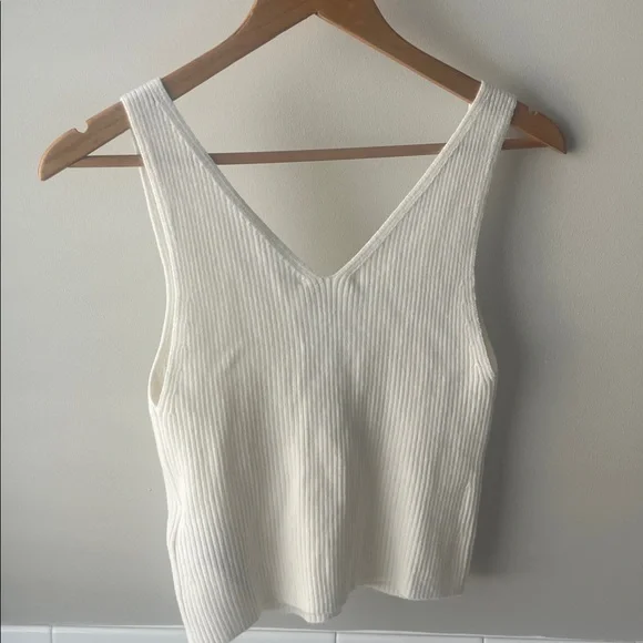 7 FOR ALL MANKIND CROP WOOL & CASHMERE-BLEND SWEATER TANK TOP - Picture 5 of 6
